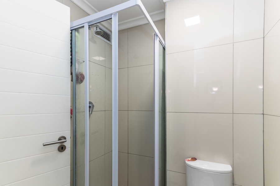 2 Bedroom Property for Sale in Zonnebloem Western Cape